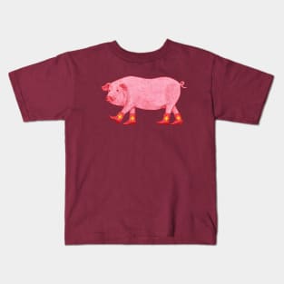 Marjorie the cowgirl pig Kids T-Shirt